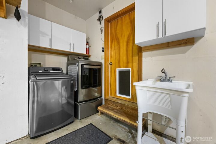 Property Photo: 1710 S 390th Street WA 98580