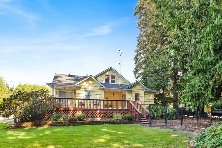 Property Photo:  17090  Sam Bell Road  WA 98232 