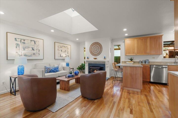 Property Photo:  204 Nathan Court  CA 95073