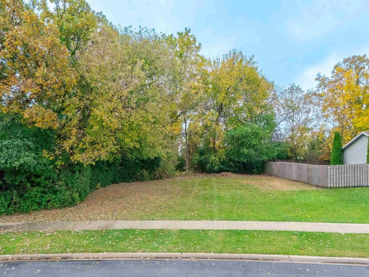 Property Photo:  768 Konnor Court  WI 54963