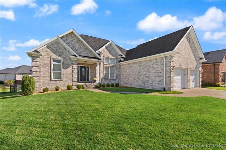 Property Photo: 2883 Sandalwood Drive IN 47150