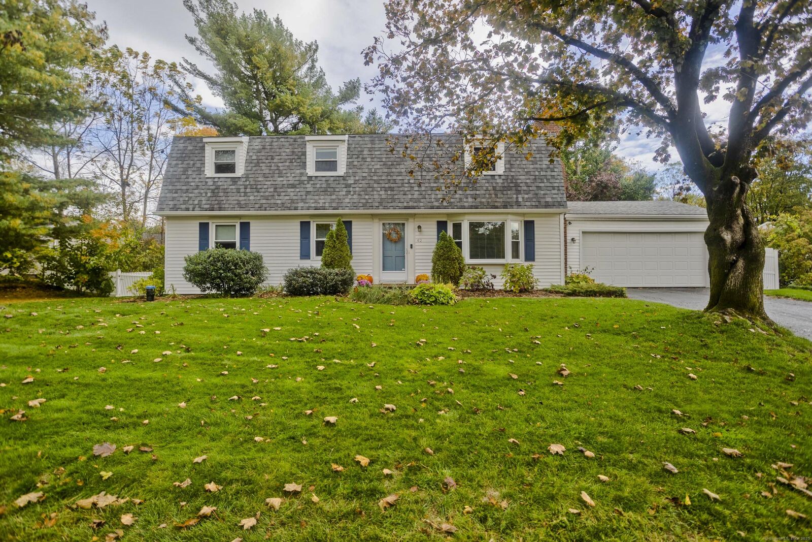 Property Photo:  42 Valley View Lane  CT 06066 