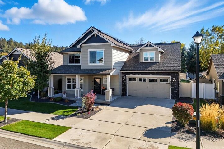 Property Photo: 24910 E Stonecrest Ave WA 99019