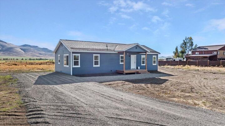 Property Photo: 8 Punkin Center (No Garage) Rd ID 83313