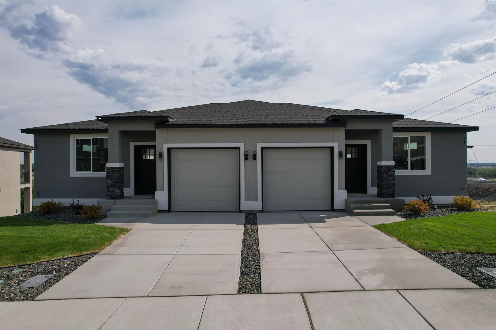 Property Photo: 795 Rio Vista Loop Lot23 WA 99352