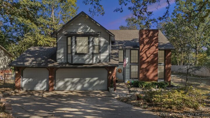 Property Photo:  11907 S 266th  OK 74429