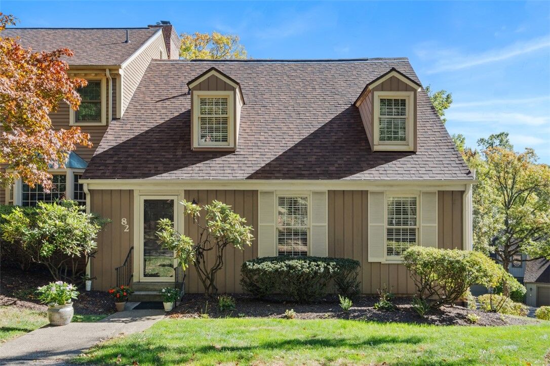 Property Photo: 82 Mystic Harbor PA 15015
