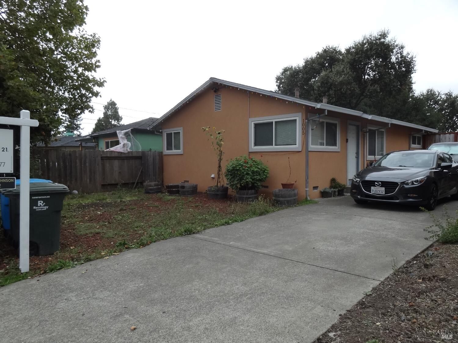 Property Photo:  1005 Temple Avenue  CA 95404 