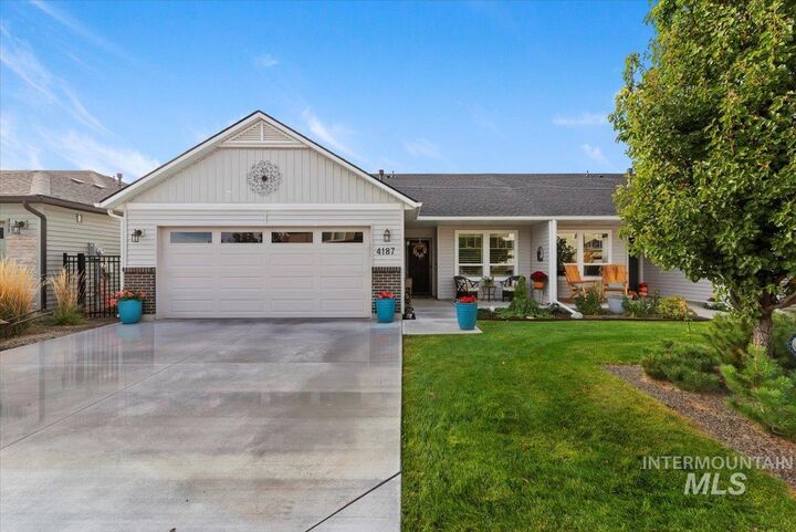 Property Photo:  4187 E Blueberry  ID 83642