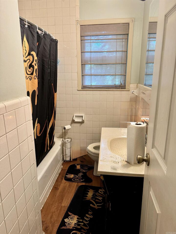 Property Photo:  814 Vine Street  AR 72401 