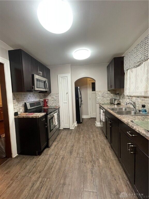 Property Photo:  1439 Kumler Avenue  OH 45406 