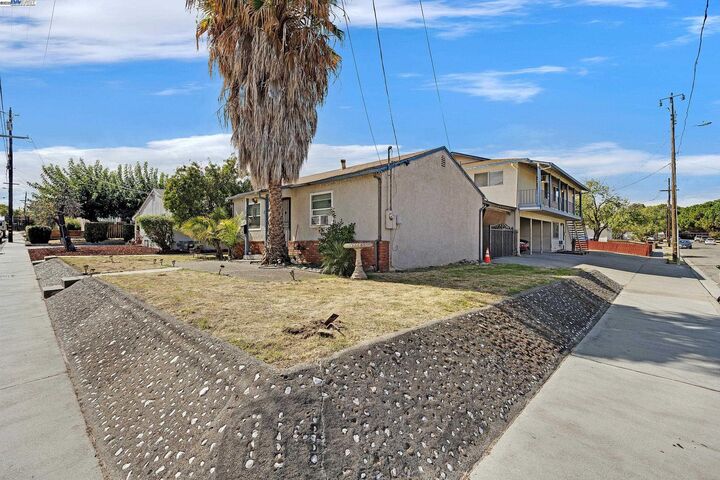 Property Photo:  914 Marie Ave  CA 94509