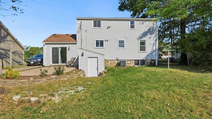 Property Photo:  1039 Locust Street  KS 66103