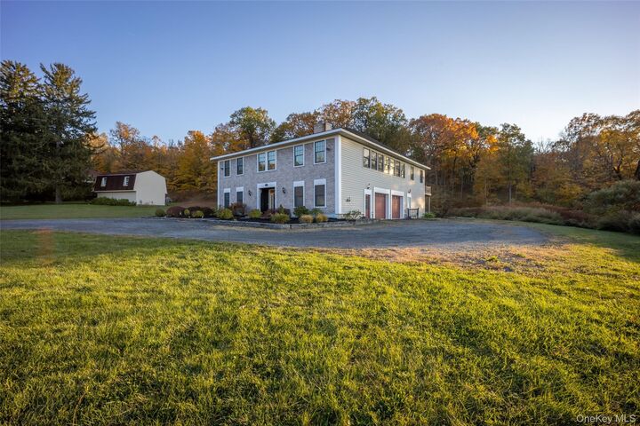 Property Photo: 2145 US Highway 9W NY 12518