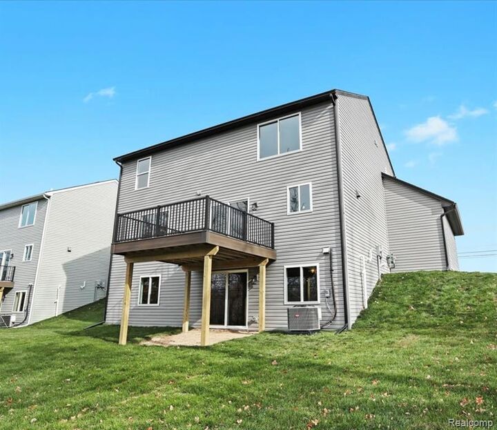 Property Photo:  20555 Angling Road  MI 48152 