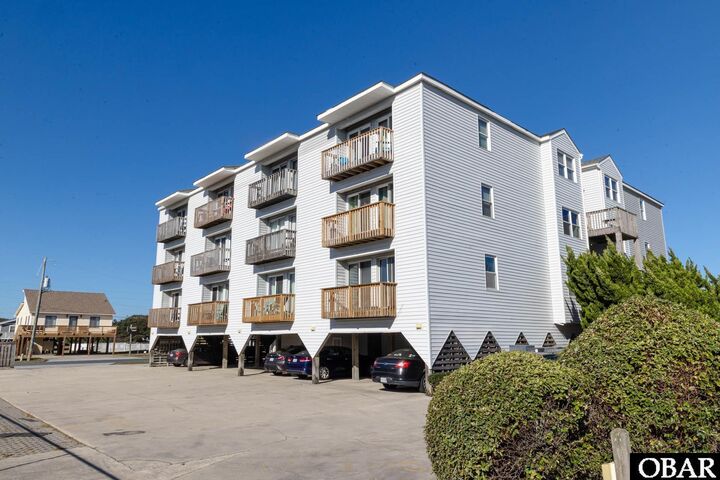 Property Photo: 804 S Memorial Drive NC 27948