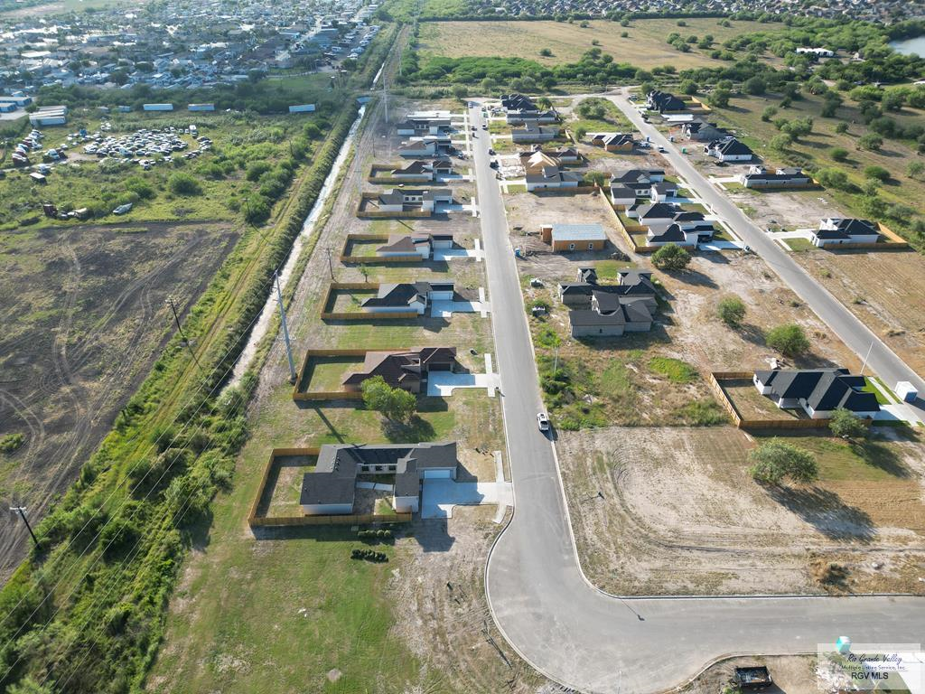 Property Photo:  21 Paseo Cafetos St  TX 78526 