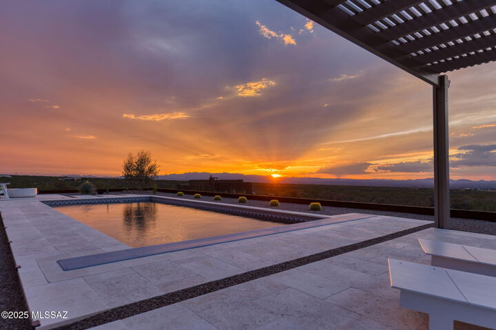 Property Photo:  18565 Ava Ridge Place  AZ 85641 