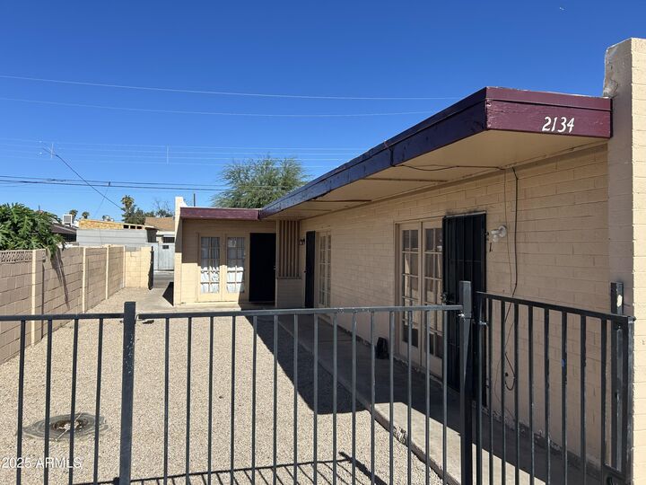 Property Photo:  2134 W Heatherbrae Drive  AZ 85015