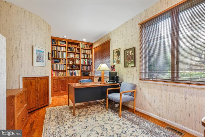 Property Photo:  11521 Twining Lane  MD 20854 