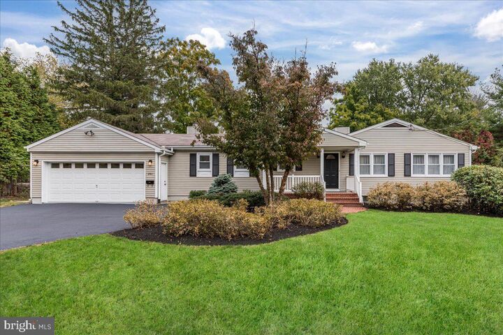 201 Grover Avenue  Princeton NJ 08540 photo