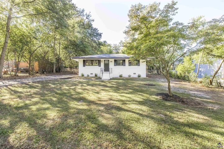 Property Photo:  4453 Pharr Avenue  GA 31204 