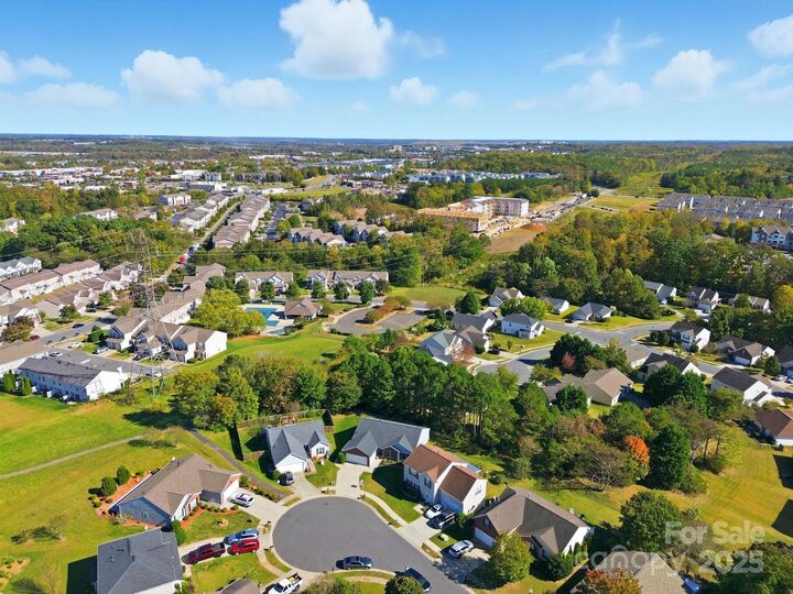 Property Photo:  3324 Covelo Court  NC 28262