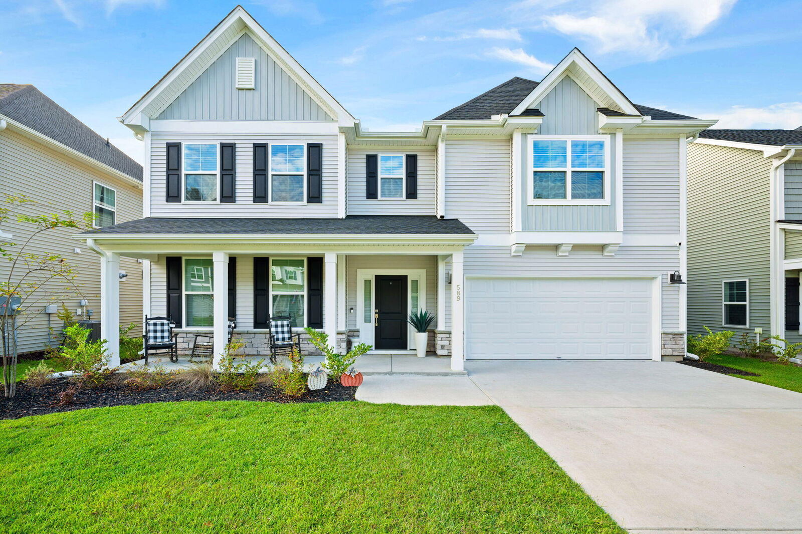 Property Photo: 589 Dunswell Drive SC 29486