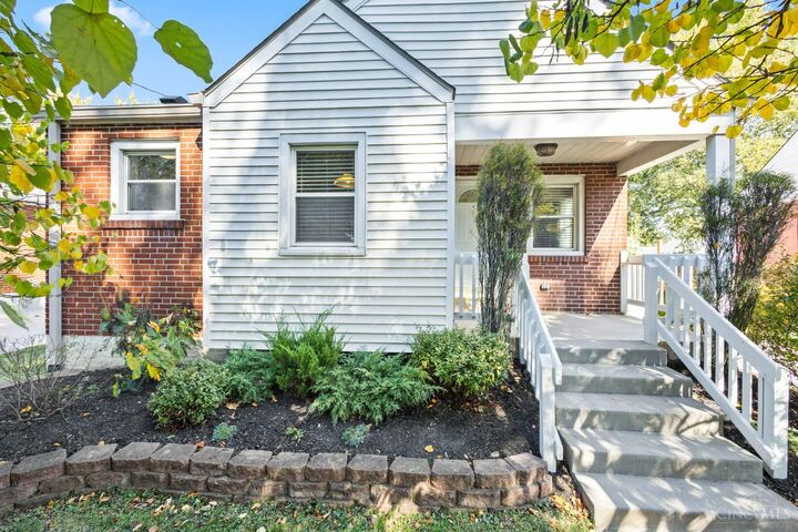 Property Photo:  3828 Saint Johns Terrace  OH 45236