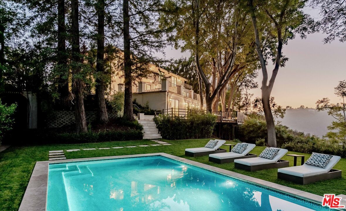 Property Photo:  1900 Bel Air Rd  CA 90077 