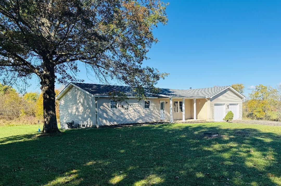 Property Photo:  2088 County Road 206  OH 43334 