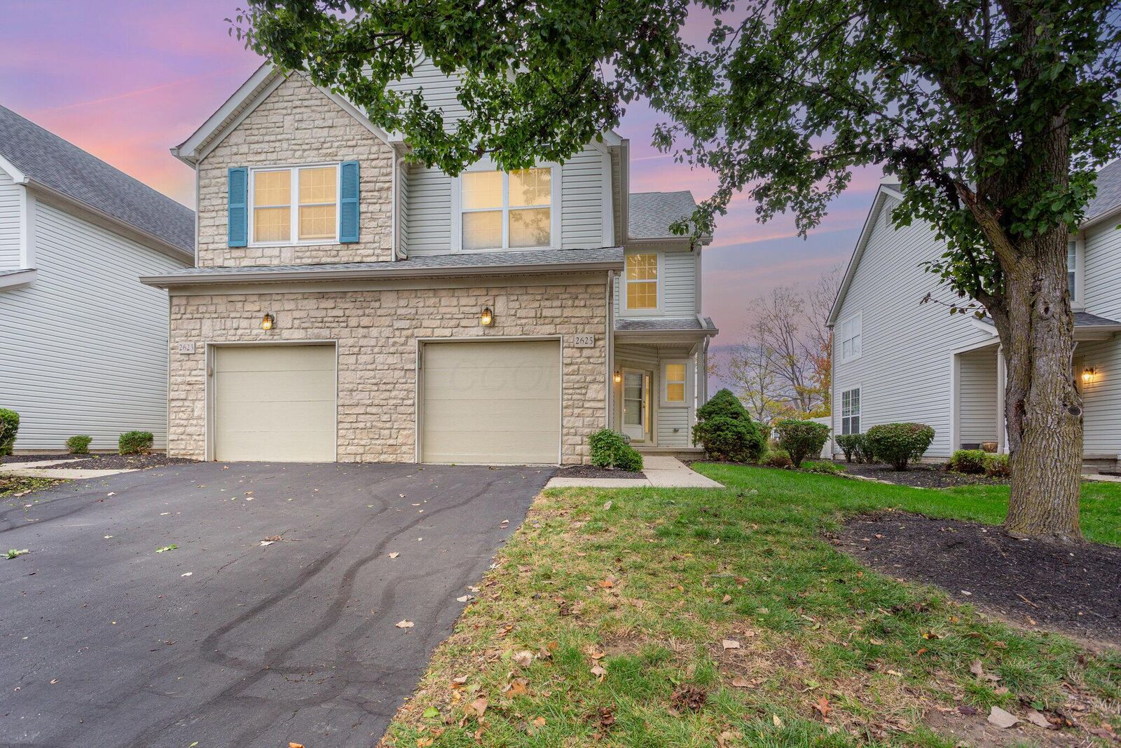 Property Photo:  2625 Rustling Oak Boulevard  OH 43026 