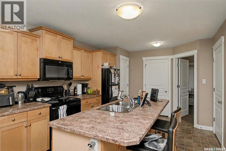 Property Photo:  153 Osler Street  SK S4R 1V3