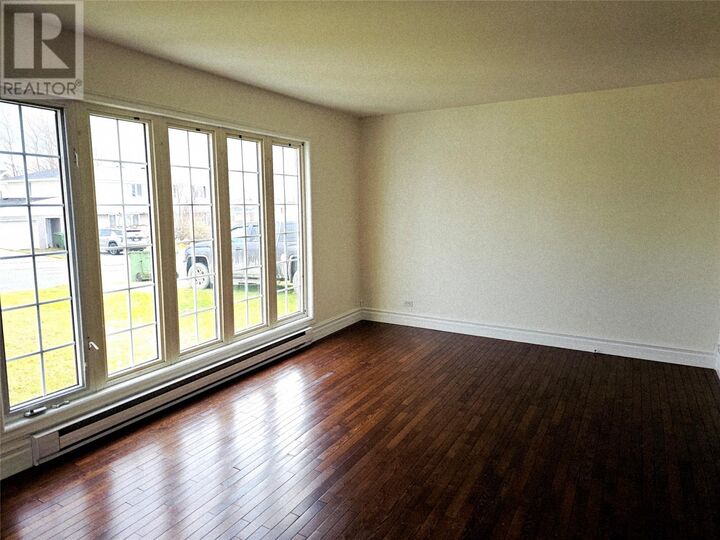 Property Photo:  721 Stirling Crescent  NL A2V 1Y9