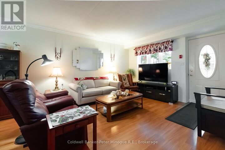 Property Photo:  880 Regina Street 103  ON P1B 2K6