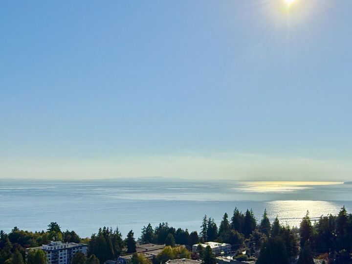 Property Photo:  1501 Foster Street 1804  BC V4B 0C3 