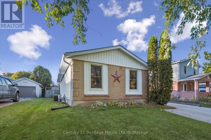 Property Photo:  345 Stornoway Drive  ON N1M 3K9