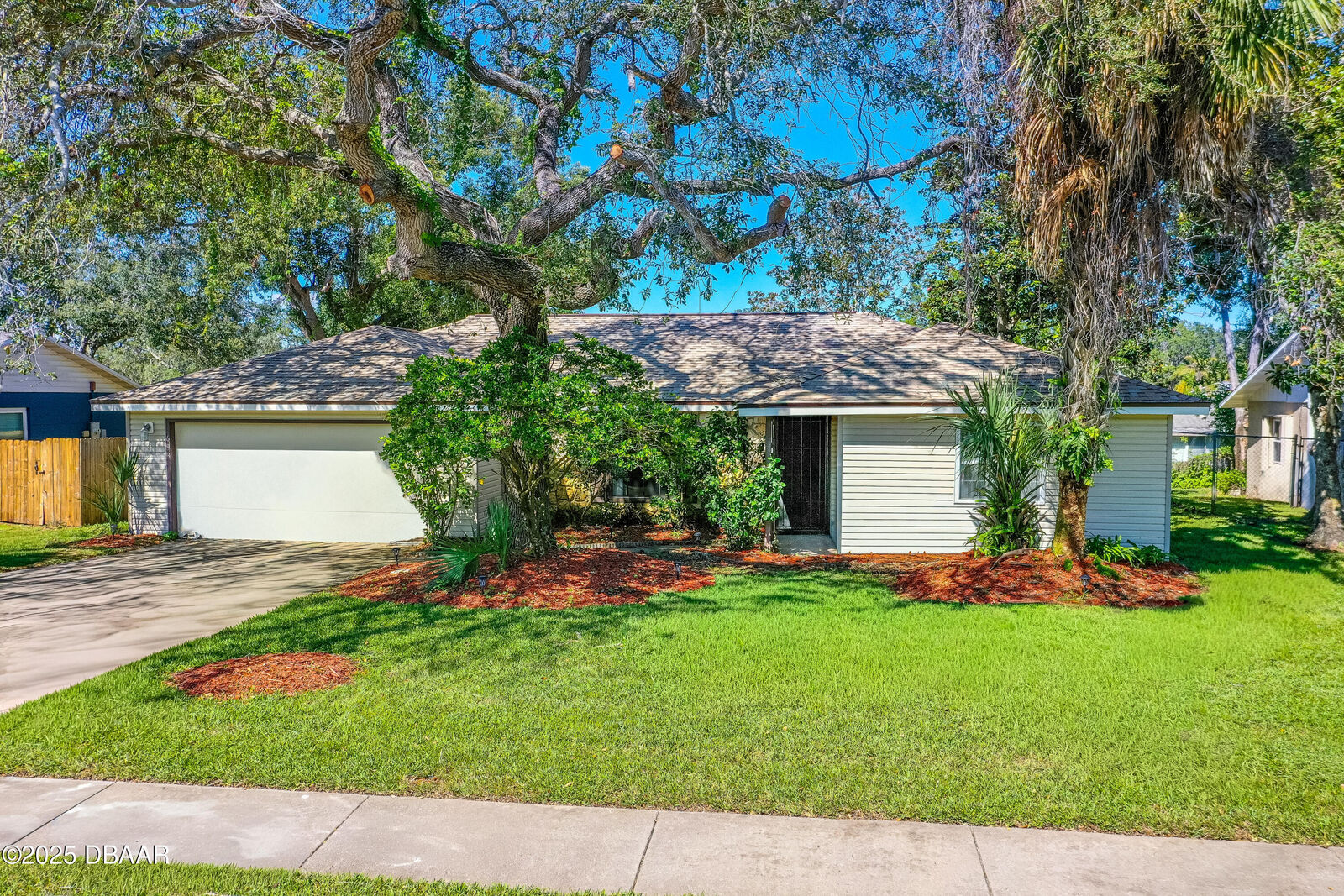 Property Photo:  693 Reillys Road  FL 32127 