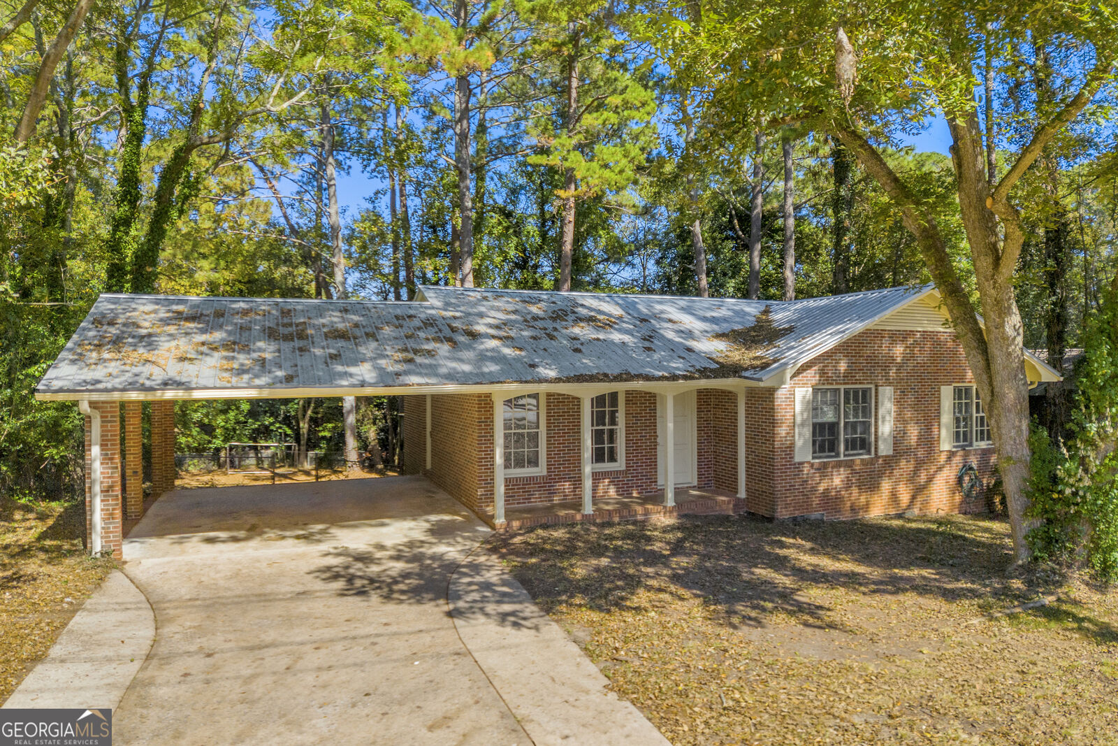 Property Photo:  1067 College Station Road  GA 30605