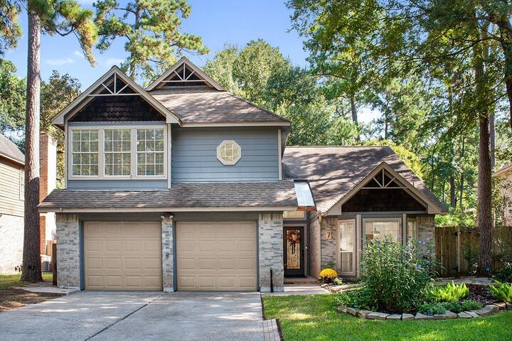 Property Photo:  7 Dusky Meadow Place  TX 77381 