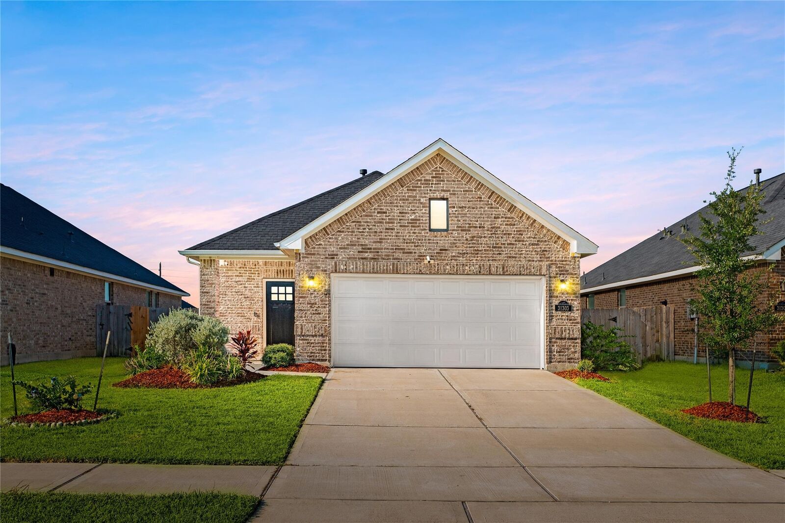 Property Photo: 31303 Whitfield Court TX 77441