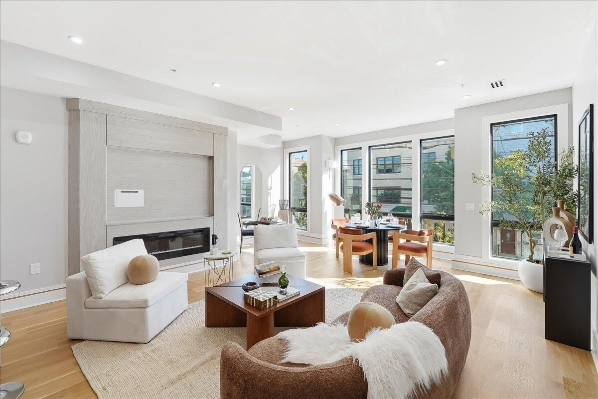 Property Photo:  617 Palisade Ave 2  NJ 07307 