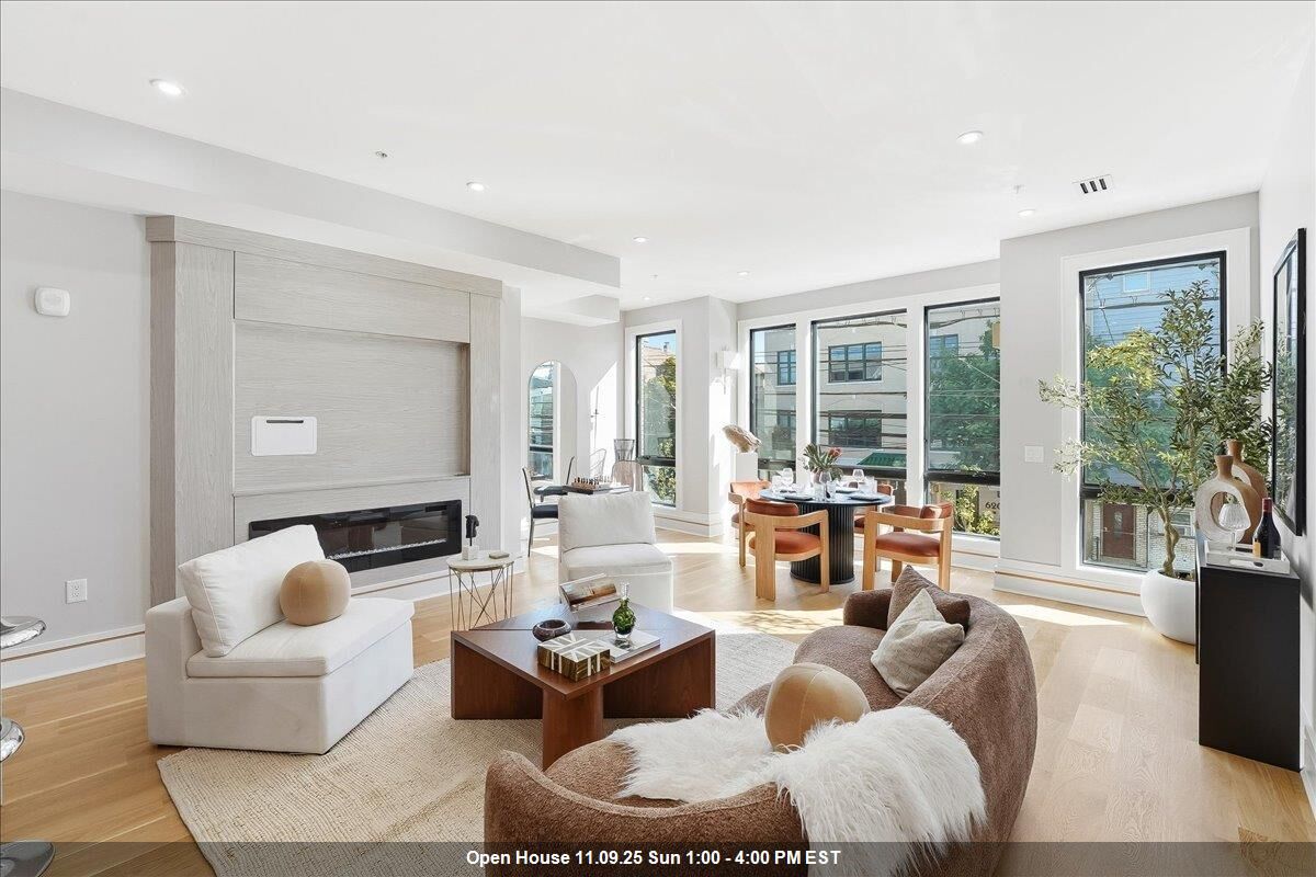 Property Photo:  617 Palisade Ave 2  NJ 07307 