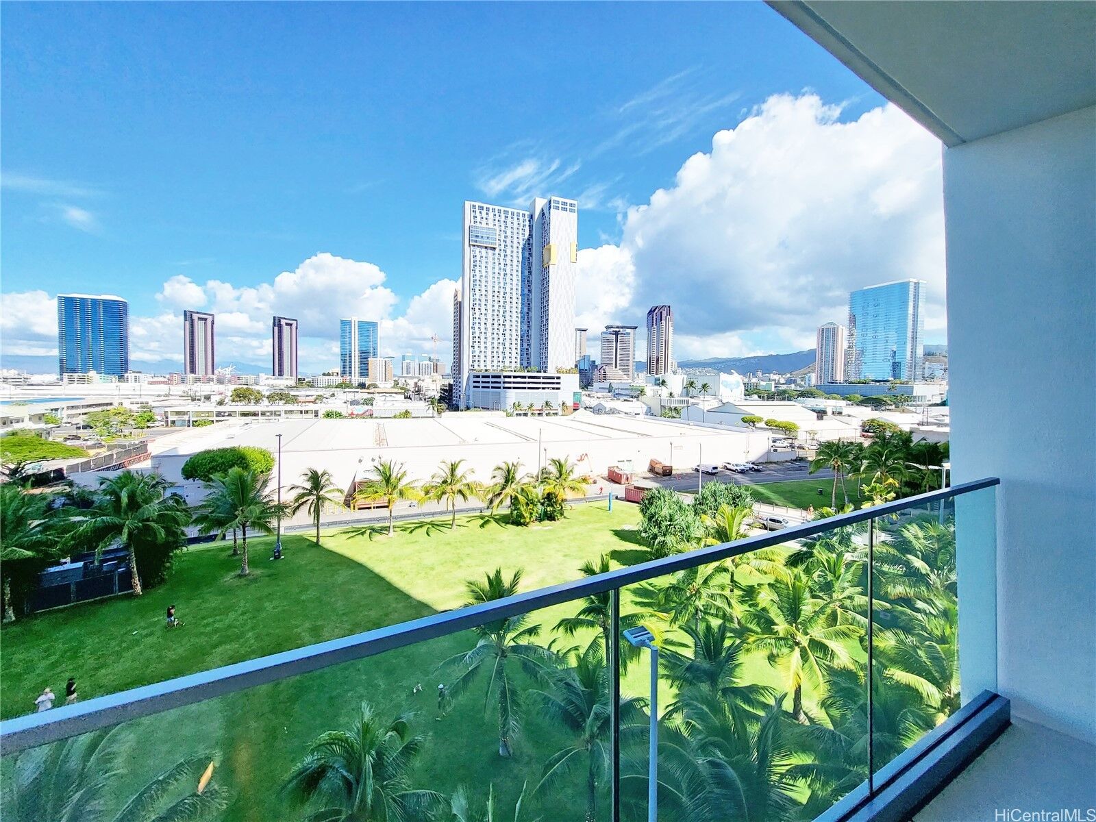 Property Photo: 1000 Auahi Street 611 HI 96814