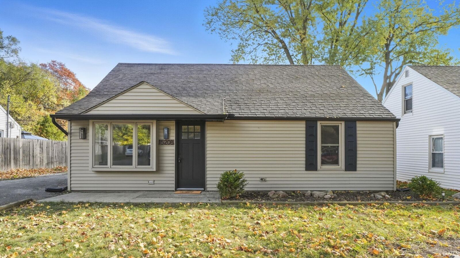 Property Photo:  15208 Beulah Drive  IN 46765