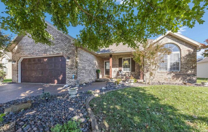 9722 Rabbit Run Drive  Newburgh IN 47630 photo