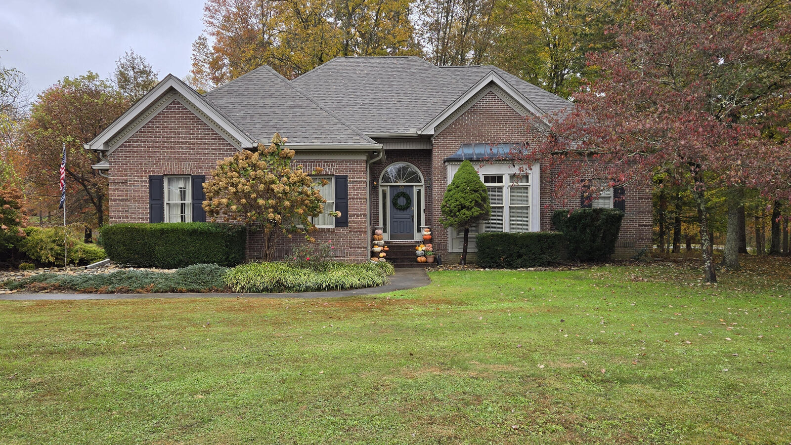 Property Photo:  36 Hickory Court  KY 40744 
