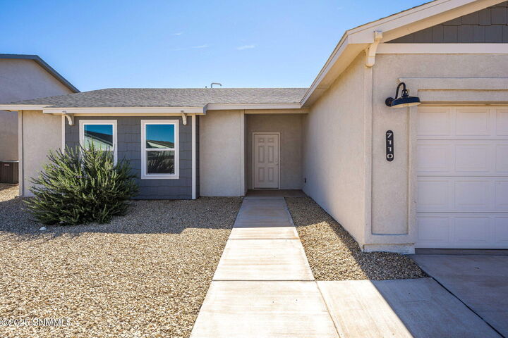 Property Photo: 7110 Aretha Way NM 88012
