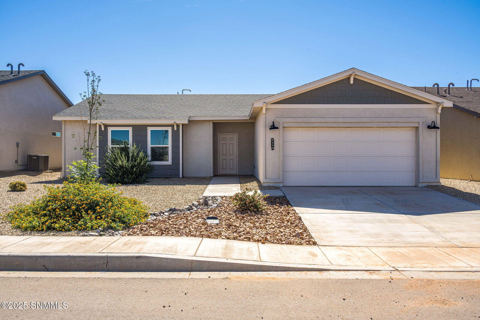 Property Photo:  7110 Aretha Way  NM 88012 