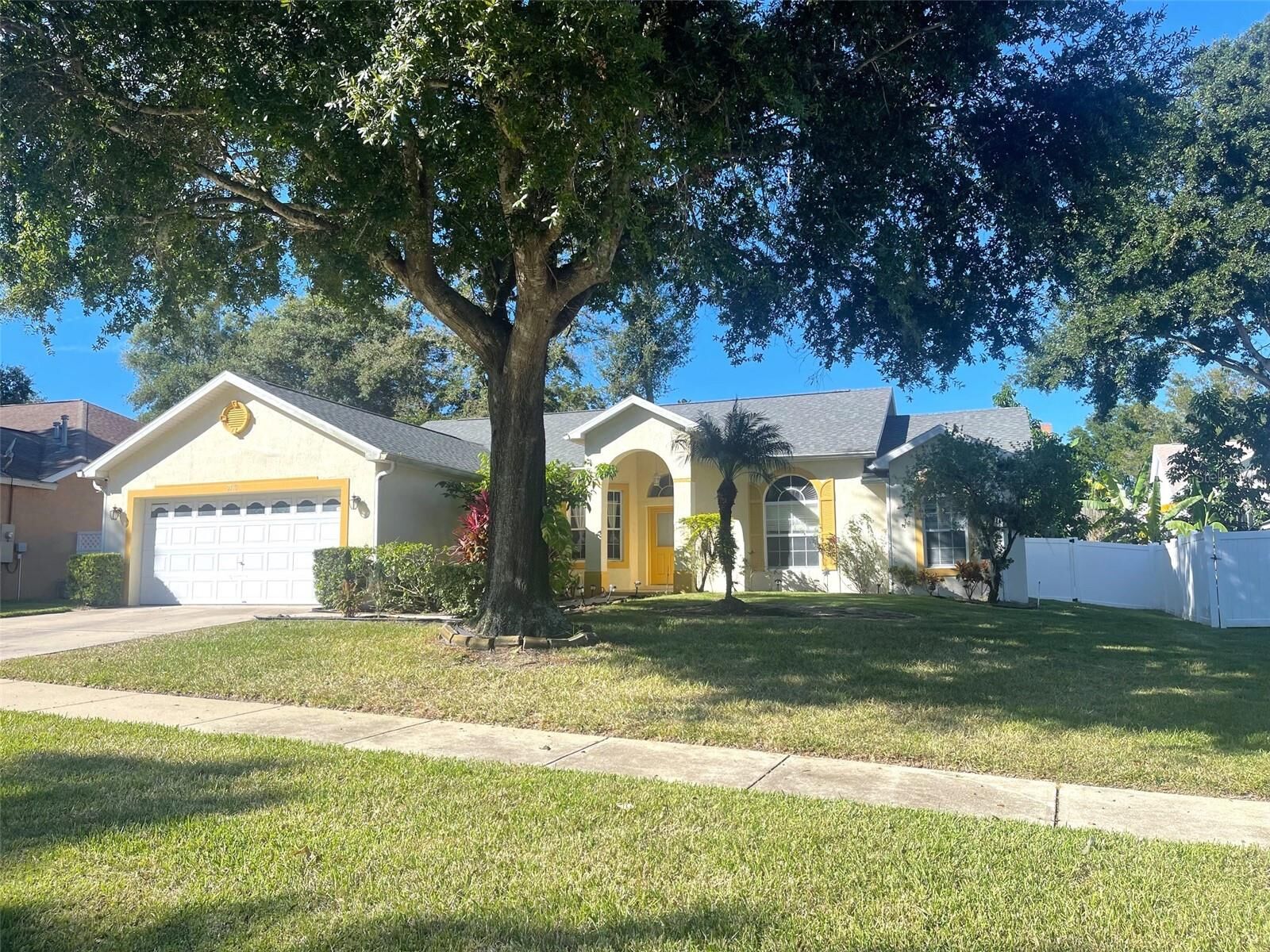 Property Photo:  2710 Bond Street  FL 34711 